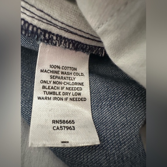 Women’s Treasure & Bond Denim Shorts, size 8 - Picture 6 of 7